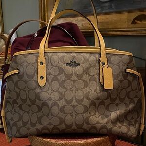 Coach Drawstring Carryall In Signature Canvas F57842